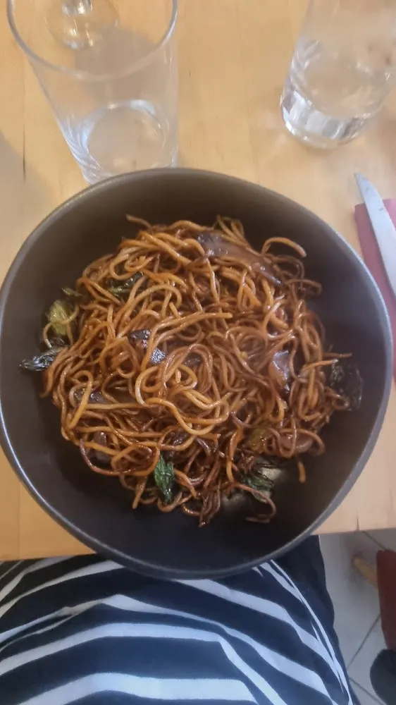 Nouilles Sautées Végétariens